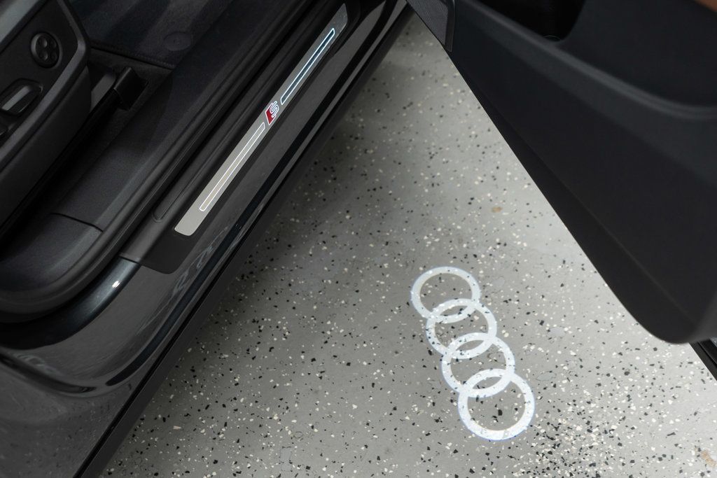 2022 Audi Q5 S line Premium Plus 55 TFSI photo 12
