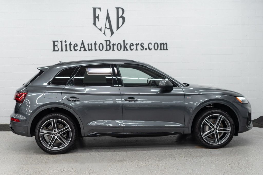 2022 Audi Q5 S line Premium Plus 55 TFSI photo 5