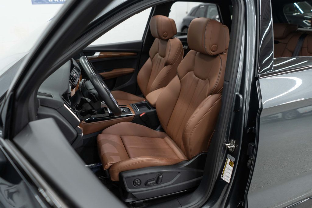 2022 Audi Q5 S line Premium Plus 55 TFSI photo 8