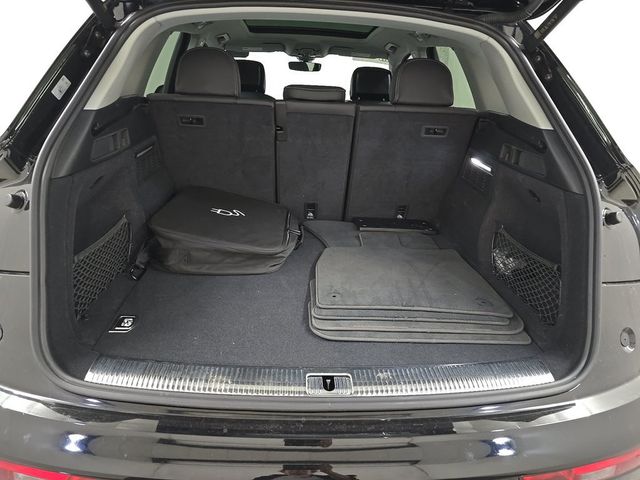 2022 Audi Q5 S line Premium Plus 55 TFSI e quattro - 23078156 - 11