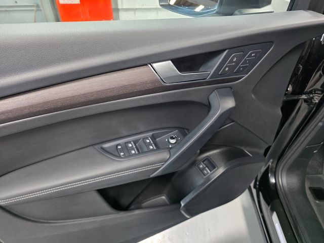 2022 Audi Q5 S line Premium Plus 55 TFSI e quattro - 23078156 - 16