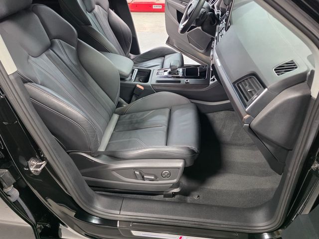 2022 Audi Q5 S line Premium Plus 55 TFSI e quattro - 23078156 - 40