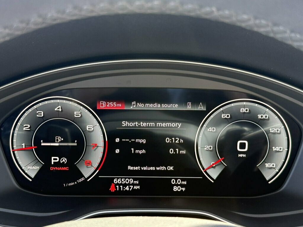 2022 Audi Q5 S line Prestige 45 TFSI quattro - 23087153 - 27