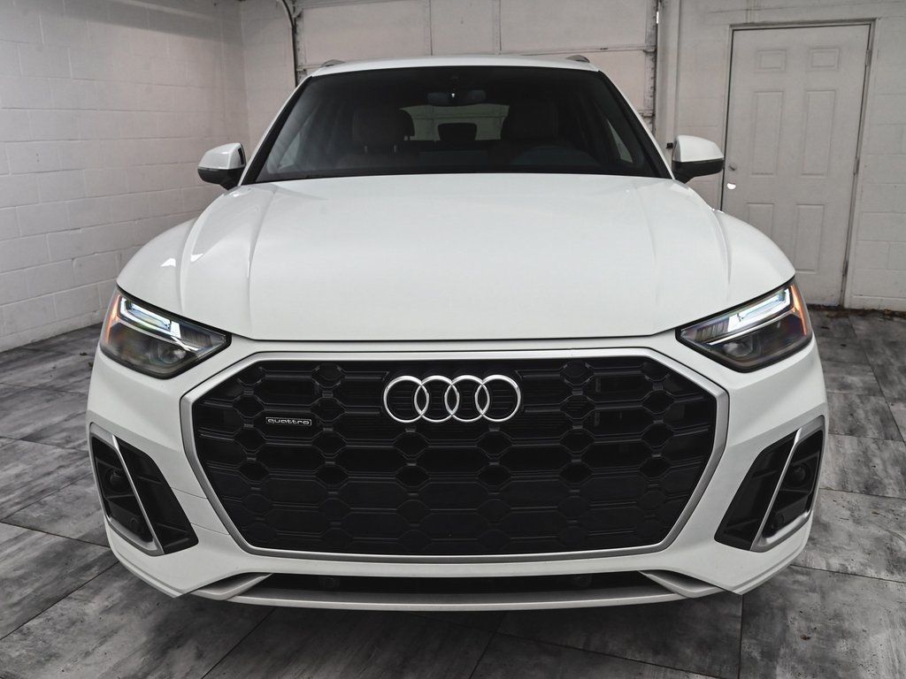 2022 Audi Q5 55 Premium S line photo 2