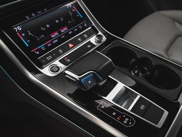 2022 Audi Q7 45 Premium Plus - 22945091 - 31