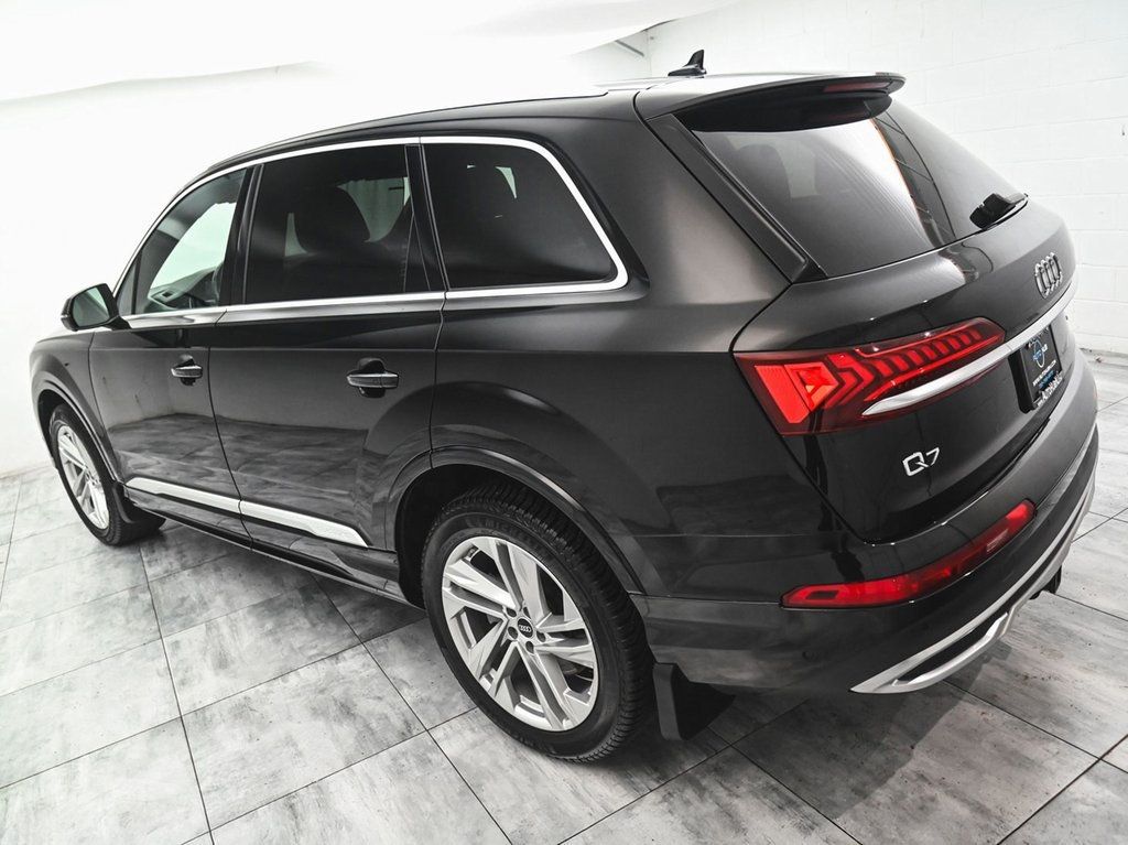 2022 Audi Q7 45 Premium Plus photo 4
