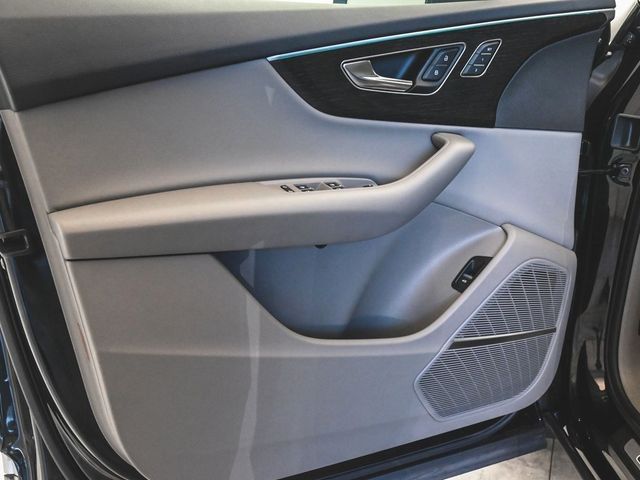 2022 Audi Q7 45 Premium Plus - 22945091 - 7