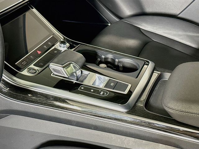 2022 Audi Q7 55 Premium Plus - 23080469 - 18