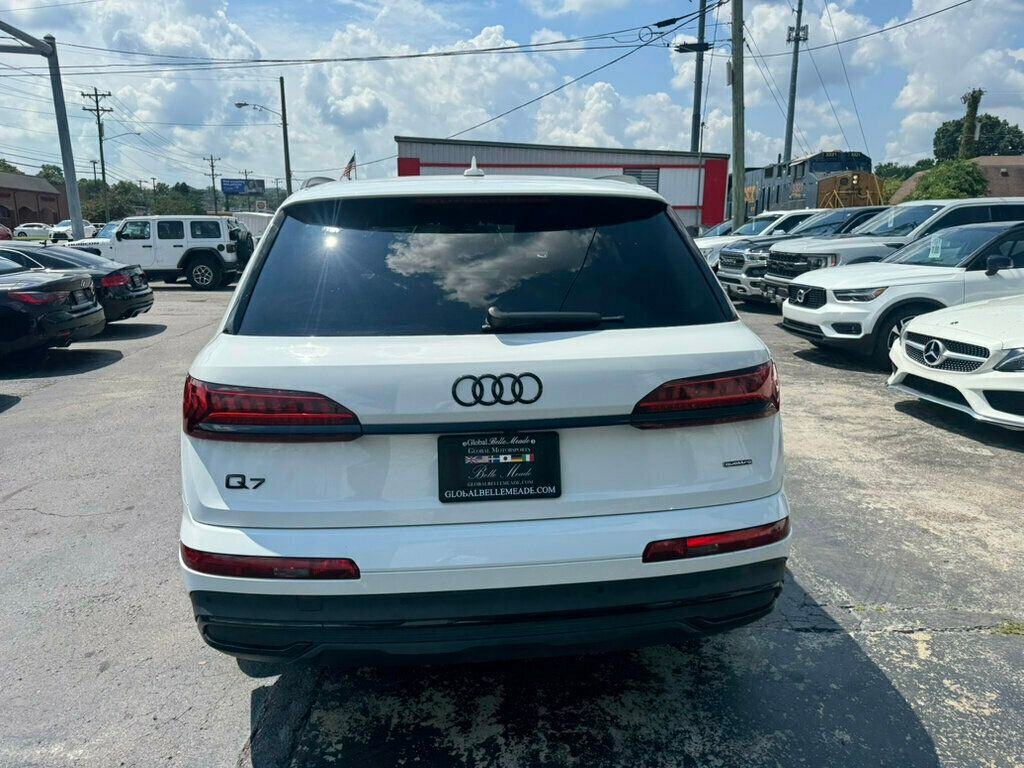 2022 Audi Q7 Premium Plus photo 4