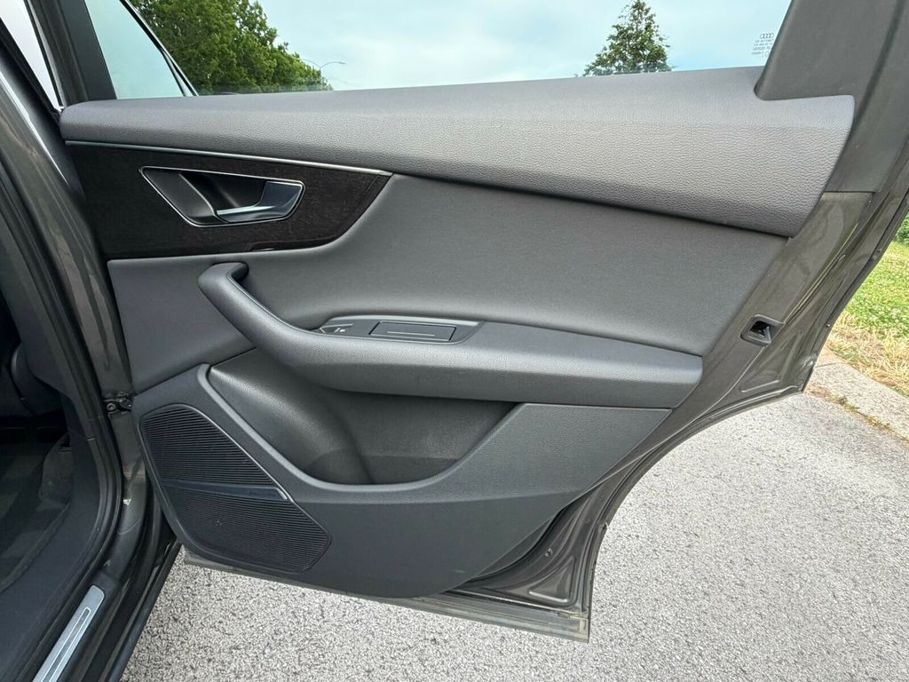 2022 Audi Q7 Pano Roof, Apple Carplay, Third Row, Bang & Olufsen Premium - 23028192 - 23