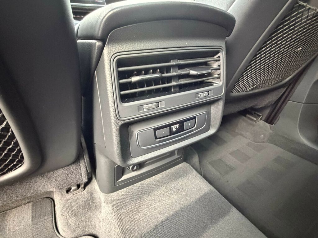 2022 Audi Q7 Pano Roof, Apple Carplay, Third Row, Bang & Olufsen Premium - 23028192 - 25