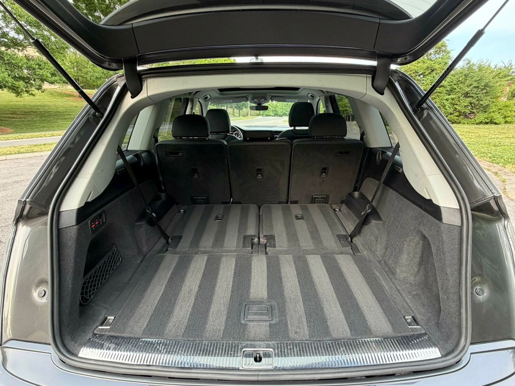 2022 Audi Q7 Pano Roof, Apple Carplay, Third Row, Bang & Olufsen Premium - 23028192 - 31