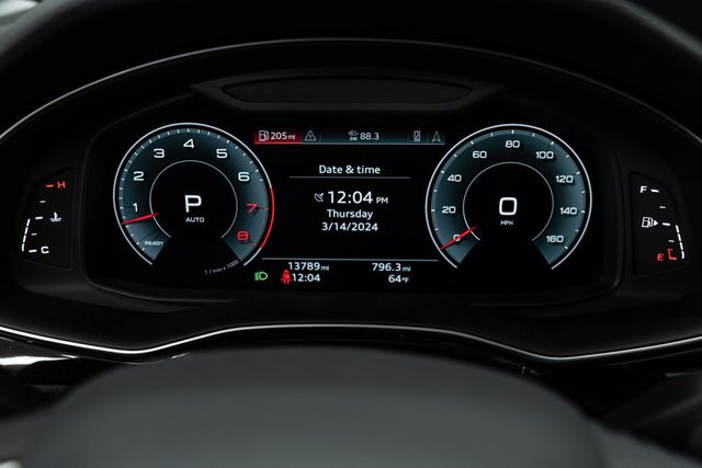 2022 Audi Q7 Premium 55 TFSI quattro - 22363611 - 17