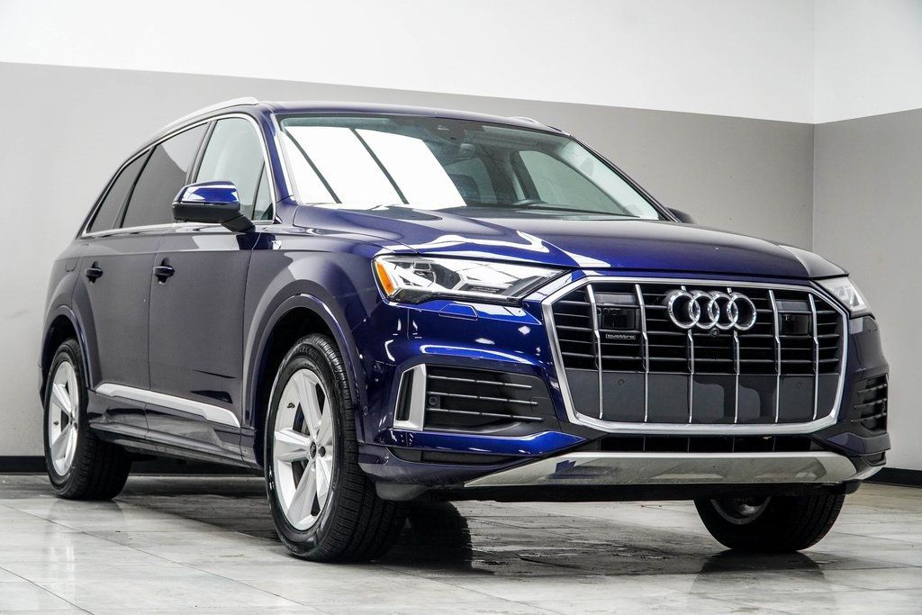 2022 Audi Q7 45 Premium Plus photo 4