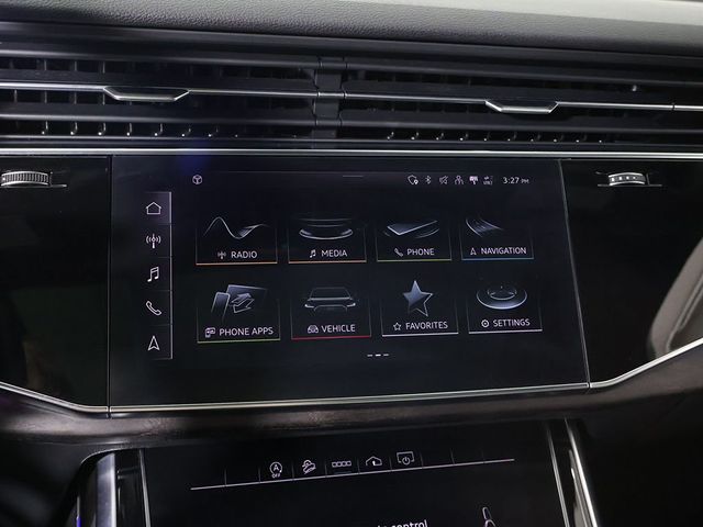 2022 Audi Q7 Premium Plus 45 TFSI quattro - 23030764 - 45