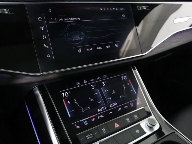 2022 Audi Q7 Premium Plus 45 TFSI quattro - 23030764 - 49