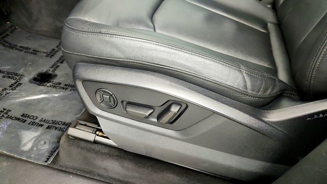 2022 Audi Q7 Premium Plus 45 TFSI quattro - 23082791 - 11