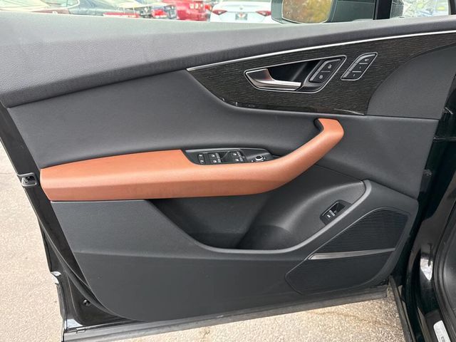 2022 Audi Q7 Premium Plus 55 TFSI quattro - 22940843 - 21