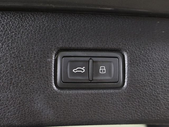 2022 Audi Q7 Prestige 55 TFSI quattro - 22909352 - 23