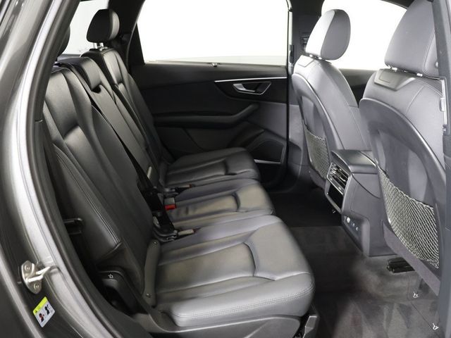 2022 Audi Q7 Prestige 55 TFSI quattro - 22909352 - 40
