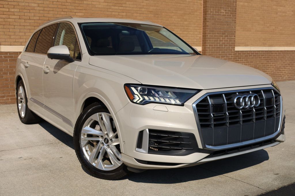 2022 Audi Q7 Prestige 55 photo 3
