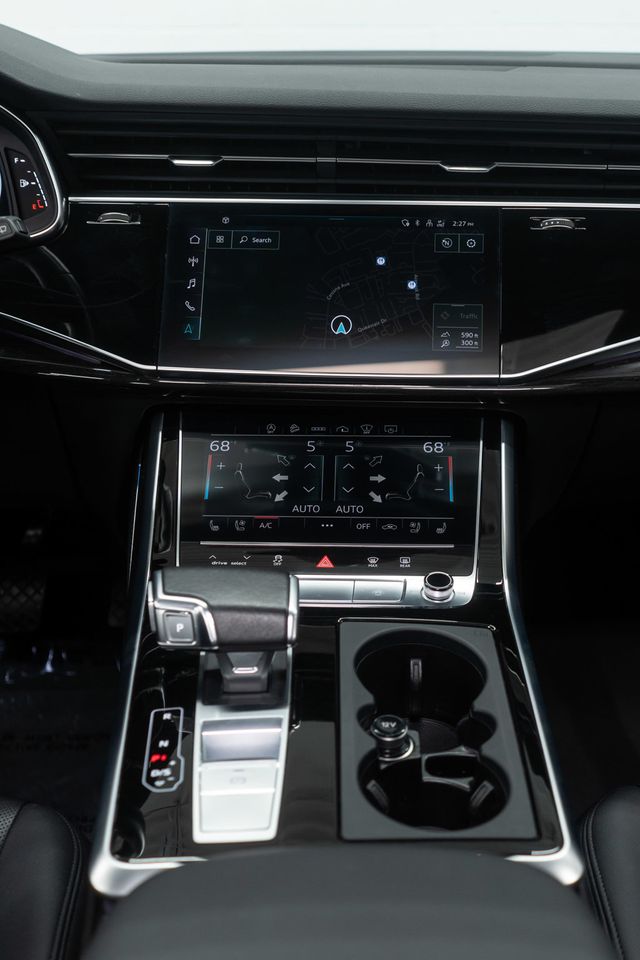 2022 Audi Q7 Prestige 55 TFSI quattro - 22900481 - 19
