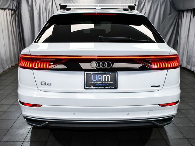 2022 Audi Q8 55 Premium Tiptronic quattro's photo
