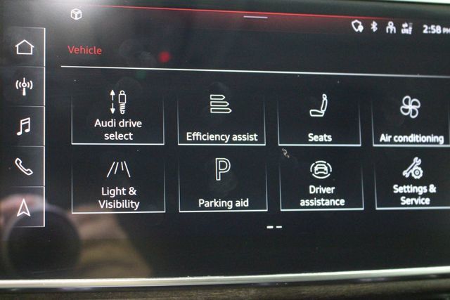 2022 Audi Q8 55 Premium - 23077138 - 25