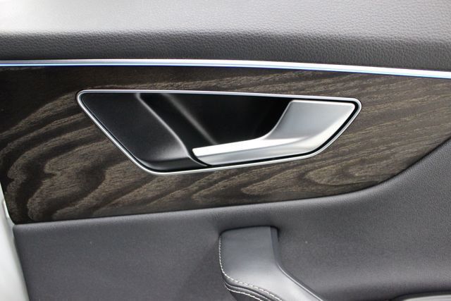 2022 Audi Q8 55 Premium - 23077138 - 54