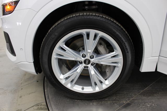 2022 Audi Q8 55 Premium - 23077138 - 5
