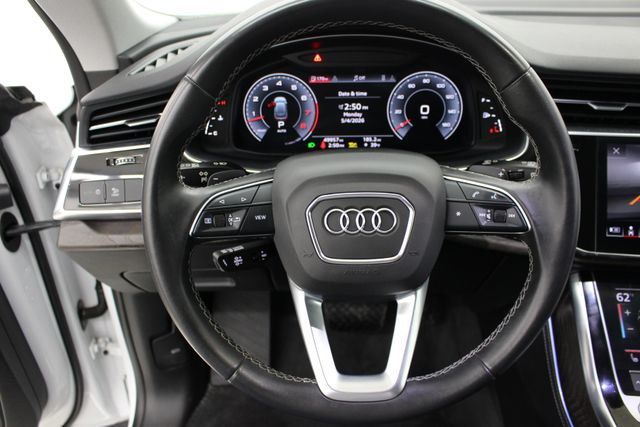 2022 Audi Q8 55 Premium Plus - 23077138 - 11