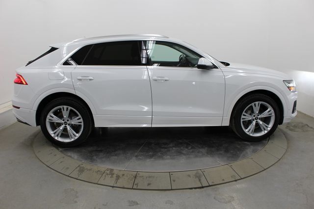 2022 Audi Q8 55 Premium Plus - 23077138 - 51