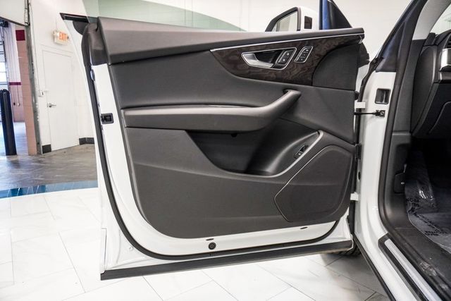 2022 Audi Q8 Premium 55 TFSI quattro - 23057378 - 20