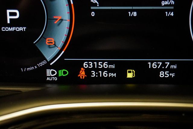 2022 Audi Q8 Premium 55 TFSI quattro - 23057378 - 32
