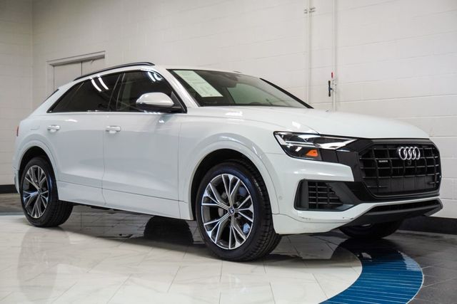 2022 Audi Q8 Premium 55 TFSI quattro - 23057378 - 4