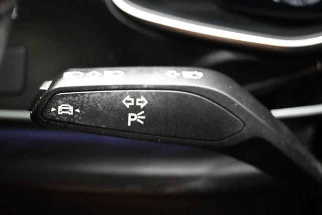2022 Audi Q8 Premium 55 TFSI quattro - 23044714 - 24
