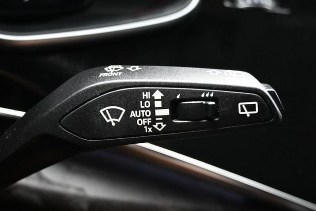 2022 Audi Q8 Premium 55 TFSI quattro - 23044714 - 25