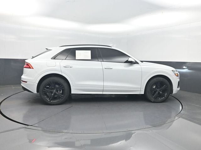 2022 Audi Q8 Premium 55 TFSI quattro - 23044714 - 37