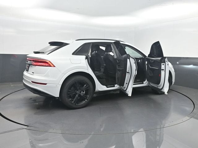 2022 Audi Q8 Premium 55 TFSI quattro - 23044714 - 42