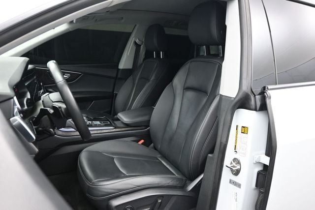 2022 Audi Q8 Premium 55 TFSI quattro - 23044714 - 4