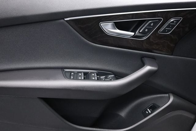 2022 Audi Q8 Premium 55 TFSI quattro - 23044714 - 7