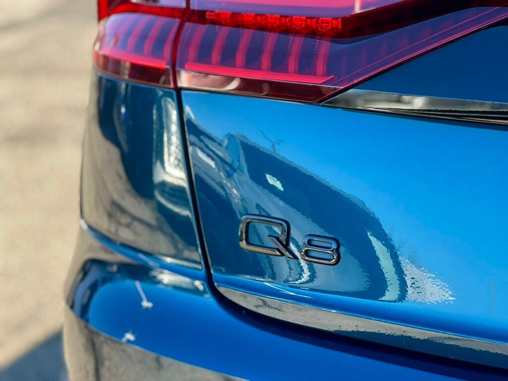 2022 Audi Q8 Premium Plus 55 TFSI quattro - 22996642 - 10