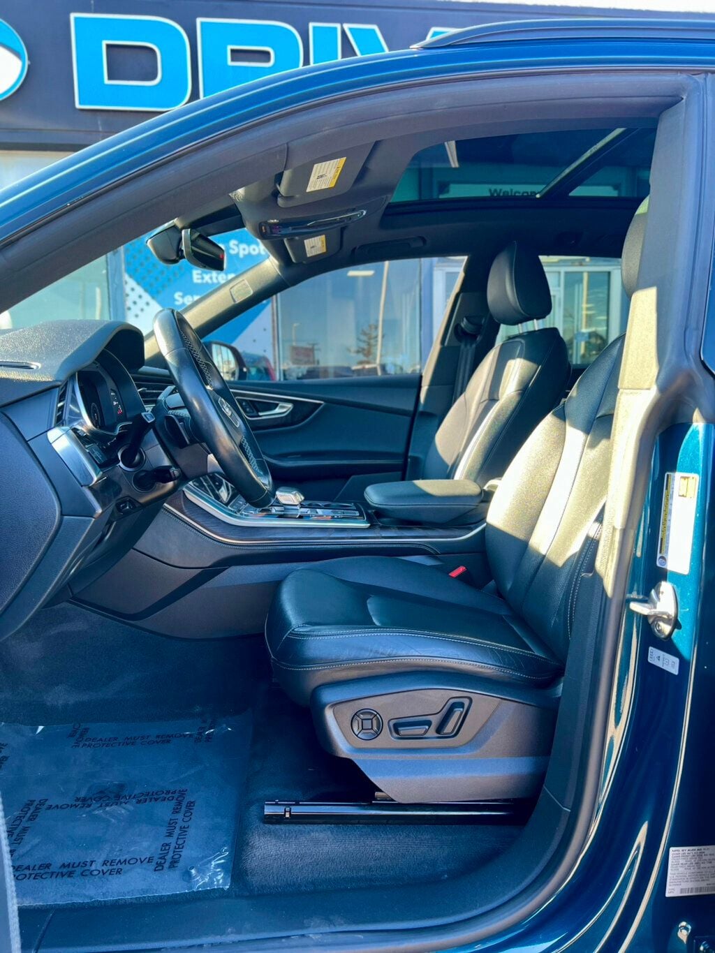 2022 Audi Q8 Premium Plus 55 TFSI quattro - 22996642 - 15