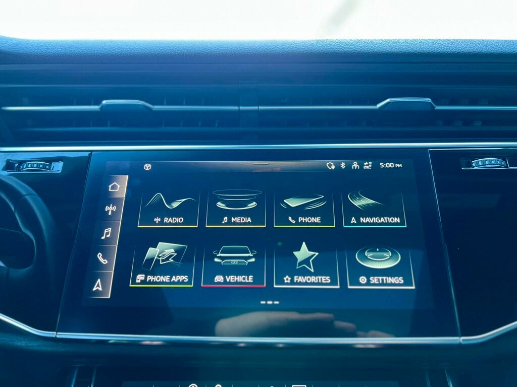 2022 Audi Q8 Premium Plus 55 TFSI quattro - 22996642 - 23