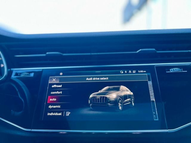2022 Audi Q8 Premium Plus 55 TFSI quattro - 22996642 - 29