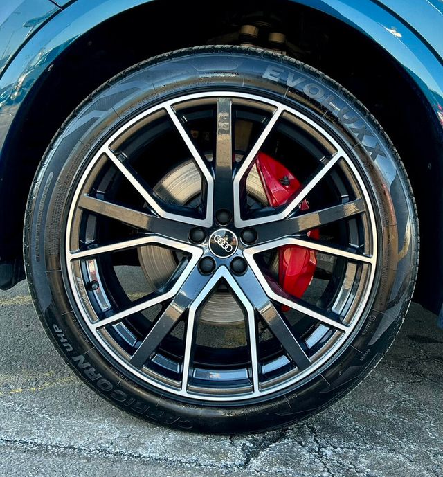 2022 Audi Q8 Premium Plus 55 TFSI quattro - 22996642 - 33