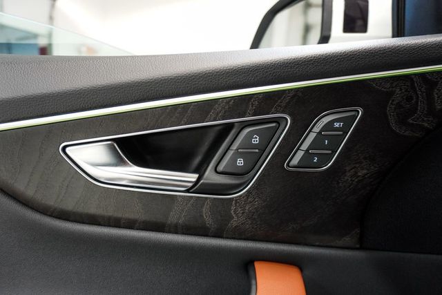 2022 Audi Q8 Premium Plus 55 TFSI quattro - 23014911 - 23