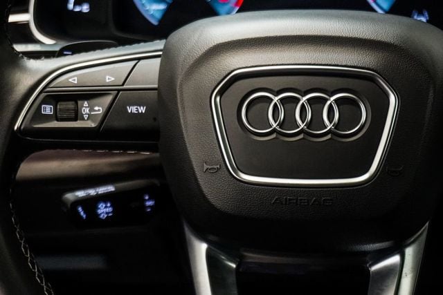 2022 Audi Q8 Premium Plus 55 TFSI quattro - 23039196 - 16