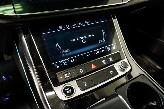 2022 Audi Q8 Premium Plus 55 TFSI quattro - 23039196 - 22