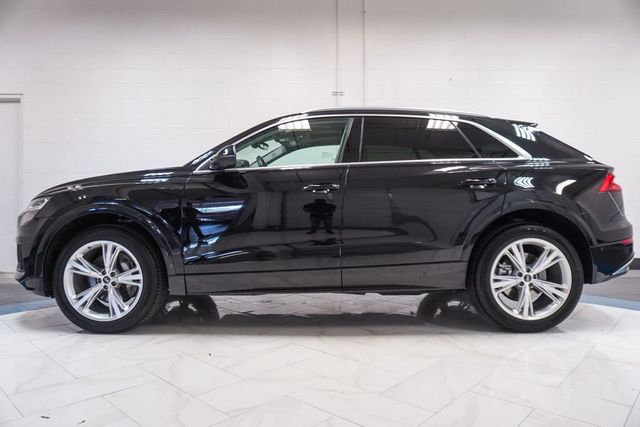 2022 Audi Q8 Premium Plus 55 TFSI quattro - 23039196 - 30